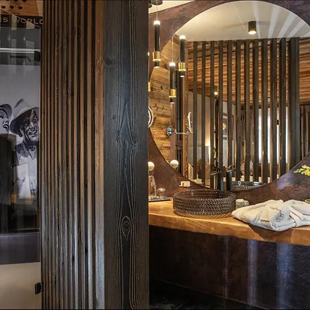 Aparthotel Alpine Adler 3*