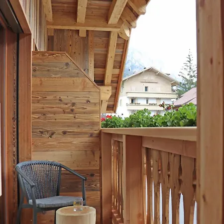 Aparthotel Alpine Adler Al Plan di Mareo