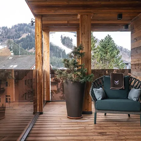 Aparthotel Alpine Adler