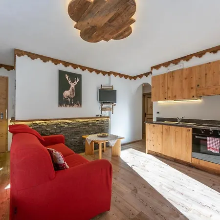 Alpine Adler Aparthotel